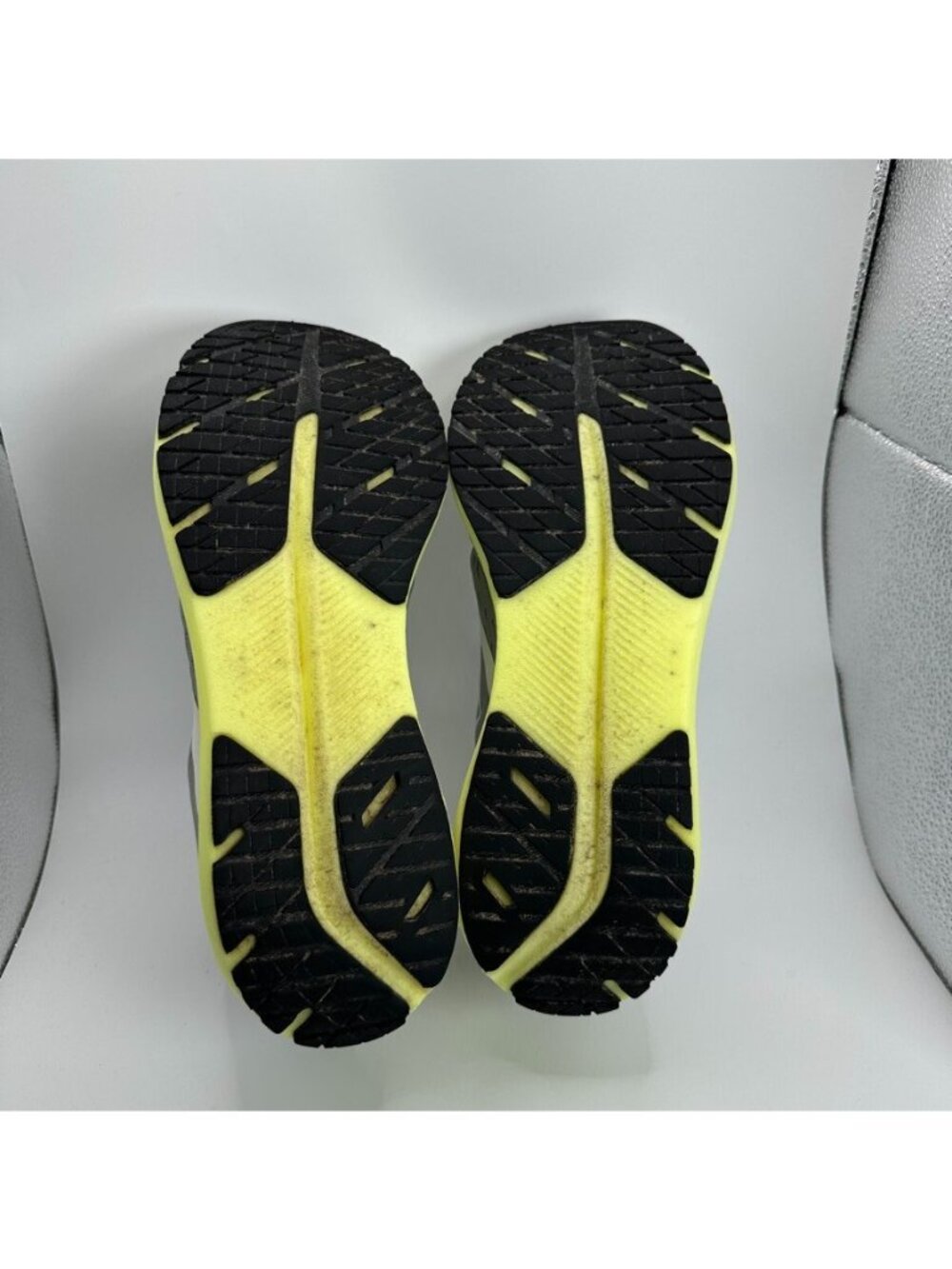 Brooks Hyperion Tempo Shoes Mens Size 10 Gray Yellow Running Cushioned - Picture 10 of 11
